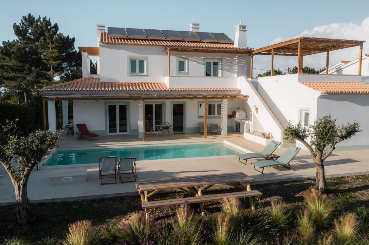 Birds Of Paradise - Boutique Surf Lodge
