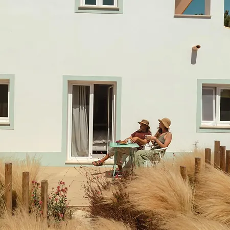 Birds Of Paradise - Boutique Surf Lodge Aljezur Exterior photo