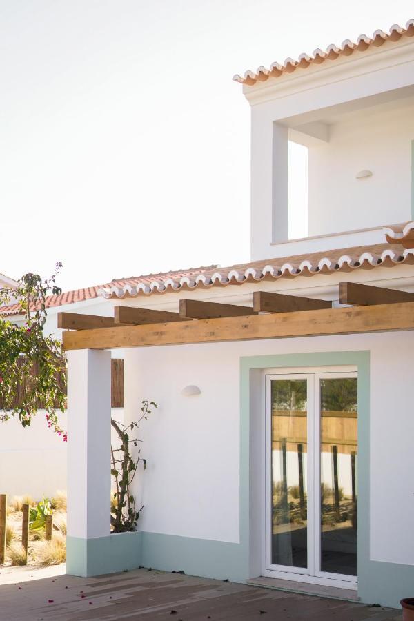 Birds Of Paradise - Boutique Surf Lodge